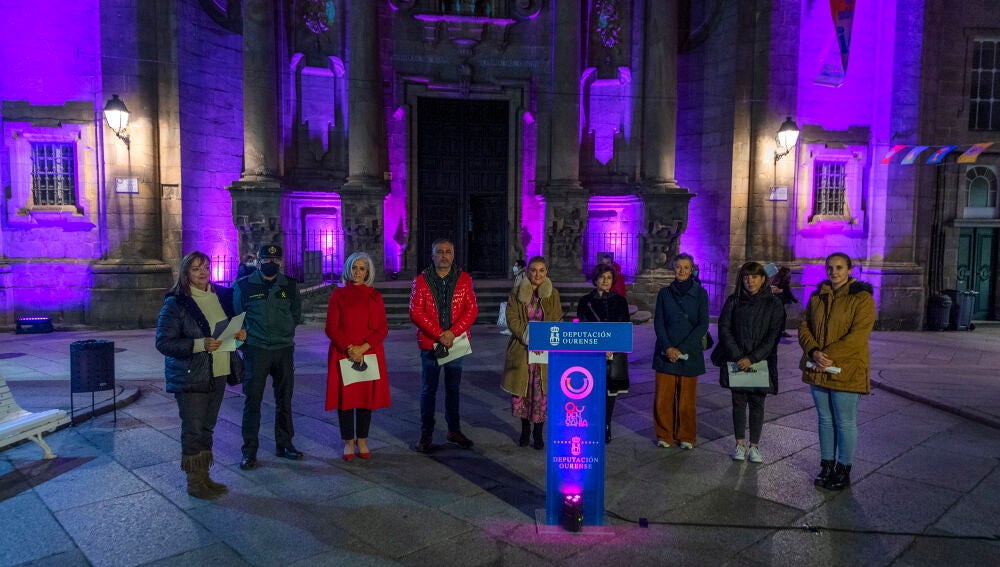 Homenaxe as victimas de xénero