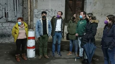 Rodrigo Cuevas con los miembros de la Corporaci&oacute;n