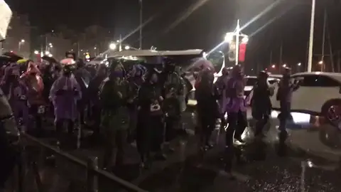 Más de un millar de personas claman en Santander poner "pie en pared" contra la violencia machista Más de un millar de personas claman en Santander poner "pie en pared" contra la violencia machista