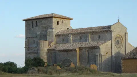 Por fin no es lunes Iglesia de Santiago Apóstol