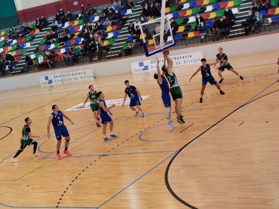 Los triunfos del Club Baloncesto Ilicitano y Elche Basket Club alegran la jornada Los triunfos del Club Baloncesto Ilicitano y Elche Basket Club alegran la jornada