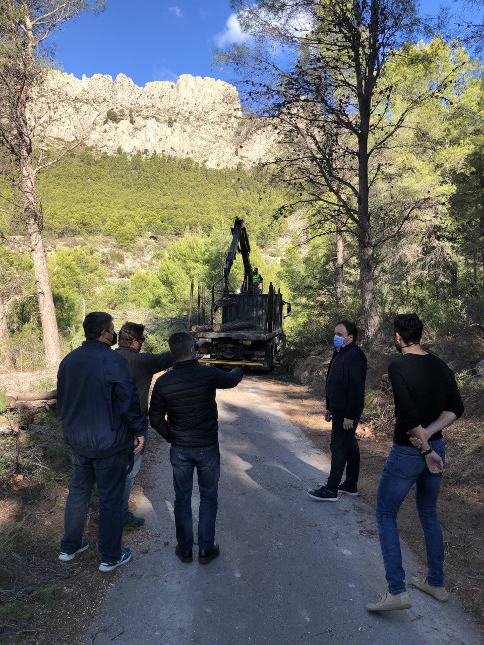 El alcalde de Finestrat critica que la Generalitat no se interese por la salvaguarda del Puig Campana El alcalde de Finestrat critica que la Generalitat no se interese por la salvaguarda del Puig Campana