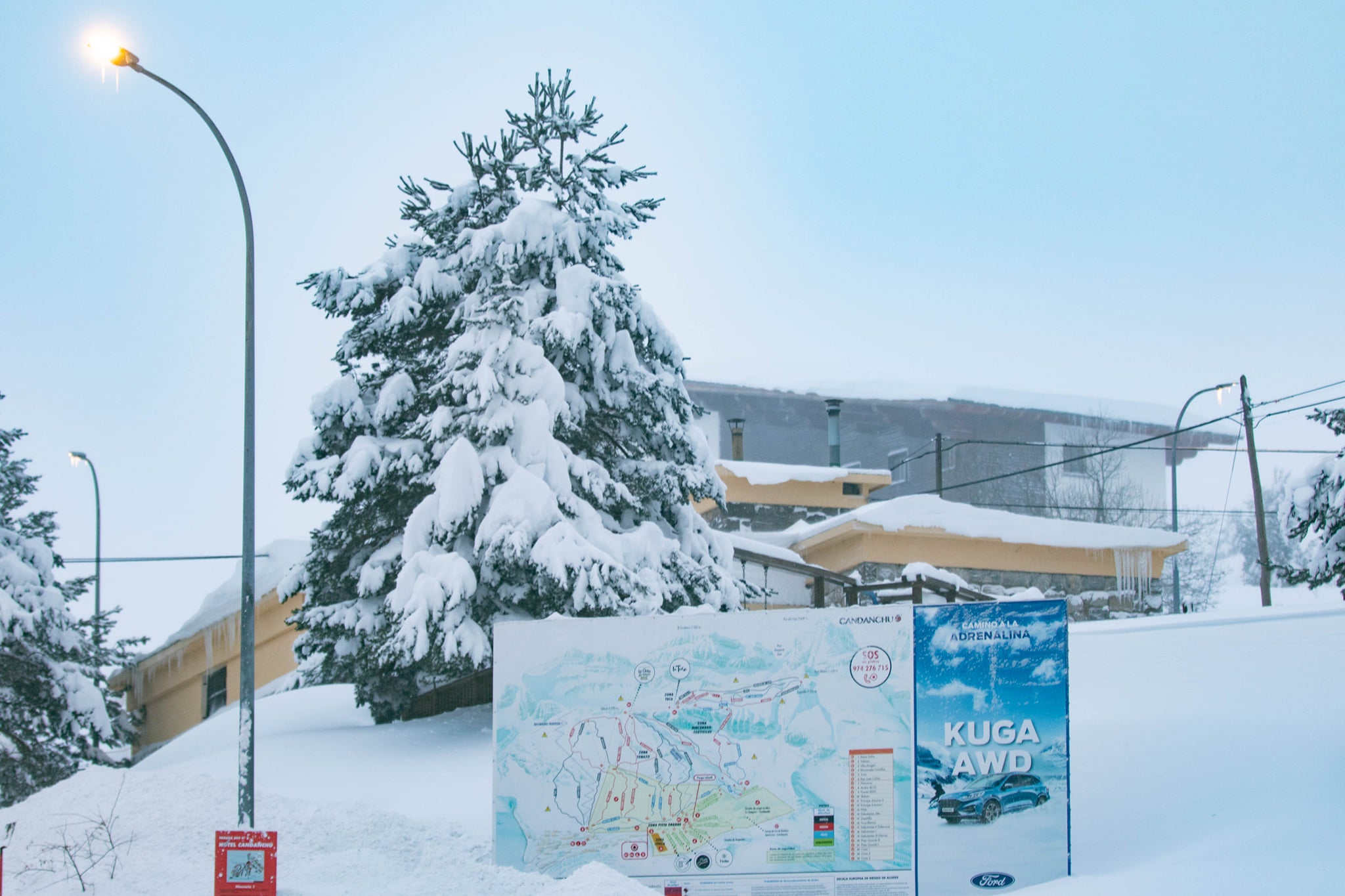 La primera gran nevada pone fecha a la temporada de esquí La primera gran nevada pone fecha a la temporada de esquí