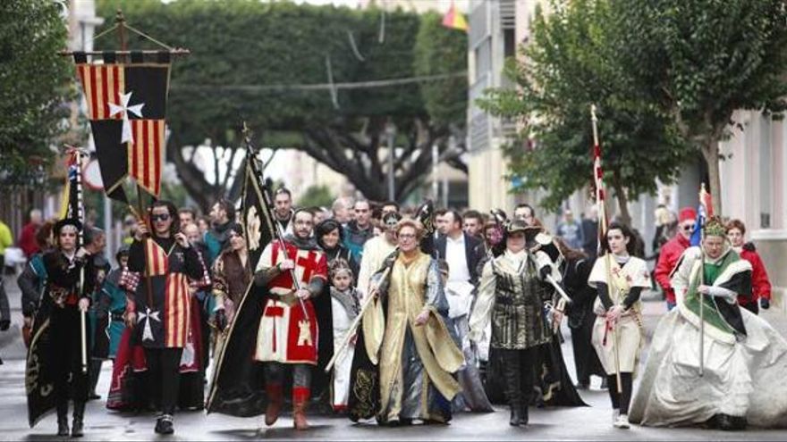 María Gómez, Alcaldesa, este fin de semana hemos recuperado el ambiente festero con el medio año y el mercado medieval María Gómez, Alcaldesa, este fin de semana hemos recuperado el ambiente festero con el medio año y el mercado medieval