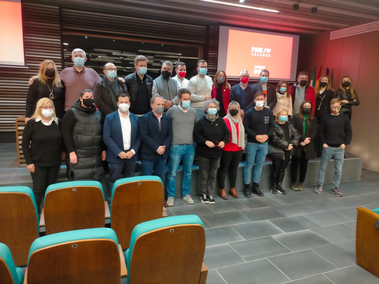Belén Fernández Casero reelegida por unanimidad como Secretaria General de la Agrupación Local del PSOE de Cáceres Belén Fernández Casero reelegida por unanimidad como Secretaria General de la Agrupación Local del PSOE de Cáceres