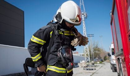 Dos jóvenes heridos con quemaduras tras la explosión de una bombona de camping gas Dos jóvenes heridos con quemaduras tras la explosión de una bombona de camping gas