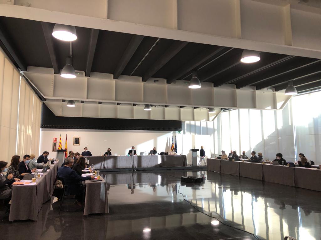 El gobierno local de Elche acusa a la oposición de querer “estirar el chicle” de la polémica por las exhumaciones del Cementerio Viejo El gobierno local de Elche acusa a la oposición de querer “estirar el chicle” de la polémica por las exhumaciones del Cementerio Viejo