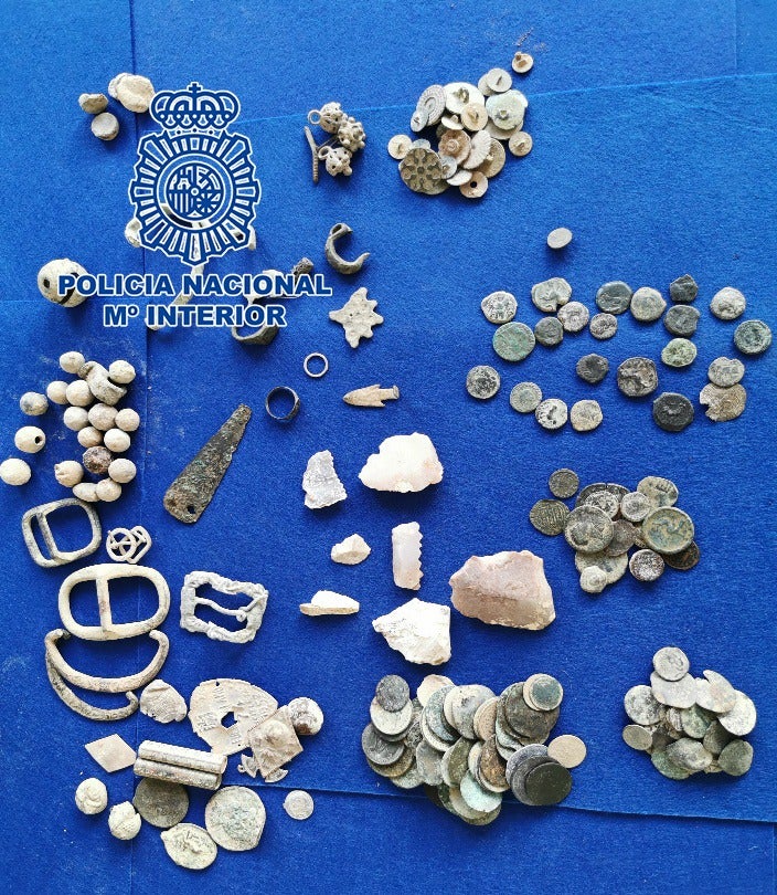 Intervenidas más de 400 piezas arqueológicas procedentes del expolio Intervenidas más de 400 piezas arqueológicas procedentes del expolio