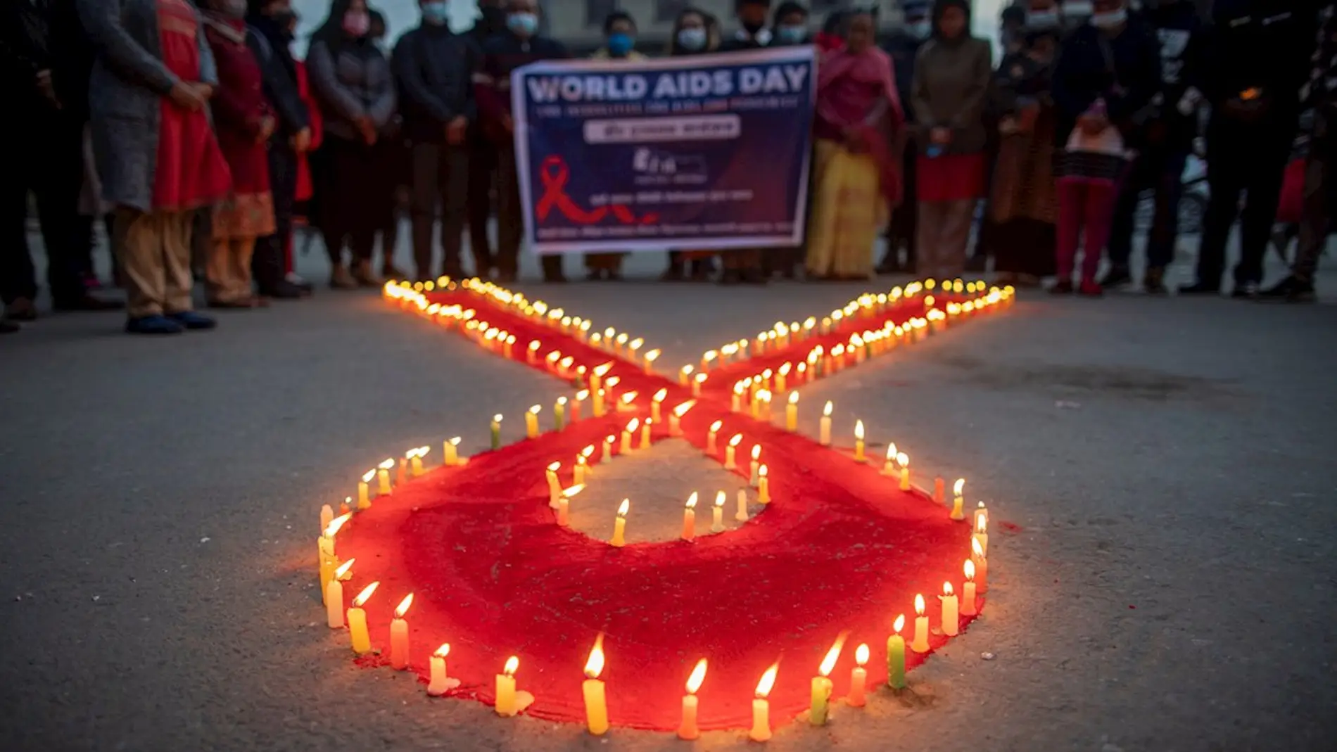 Imagen de una concentración para dar visibilidad al Día Mundial contra el Sida