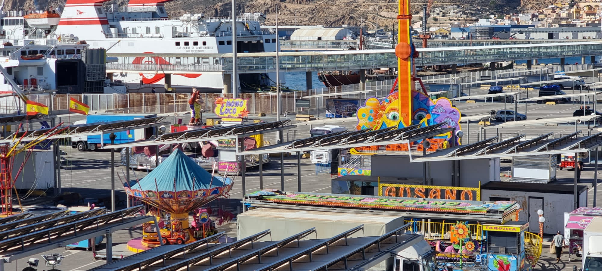 El parque de atracciones del Puerto de Almería abrirá sus puertas este viernes El parque de atracciones del Puerto de Almería abrirá sus puertas este viernes