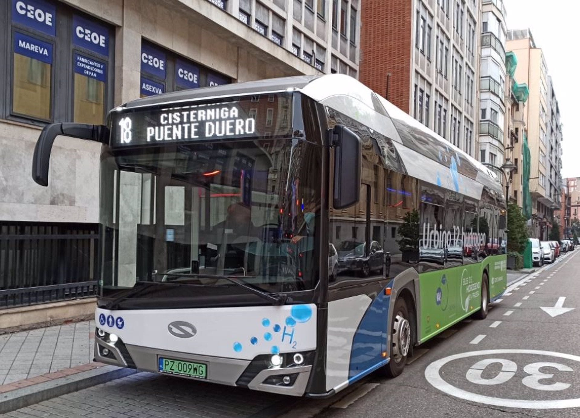 El Ayuntamiento estudia cómo aplicar la rebaja del transporte público El Ayuntamiento estudia cómo aplicar la rebaja del transporte público