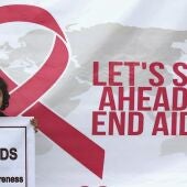 Una concentración en apoyo a la lucha contra el sida