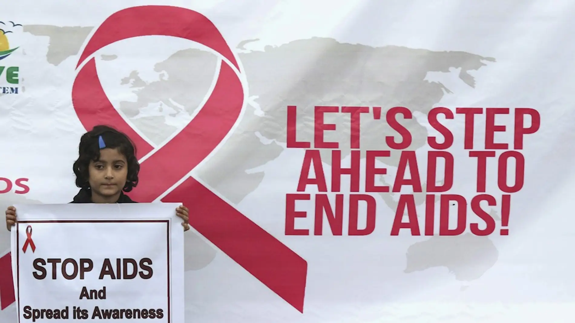 Una concentración en apoyo a la lucha contra el sida
