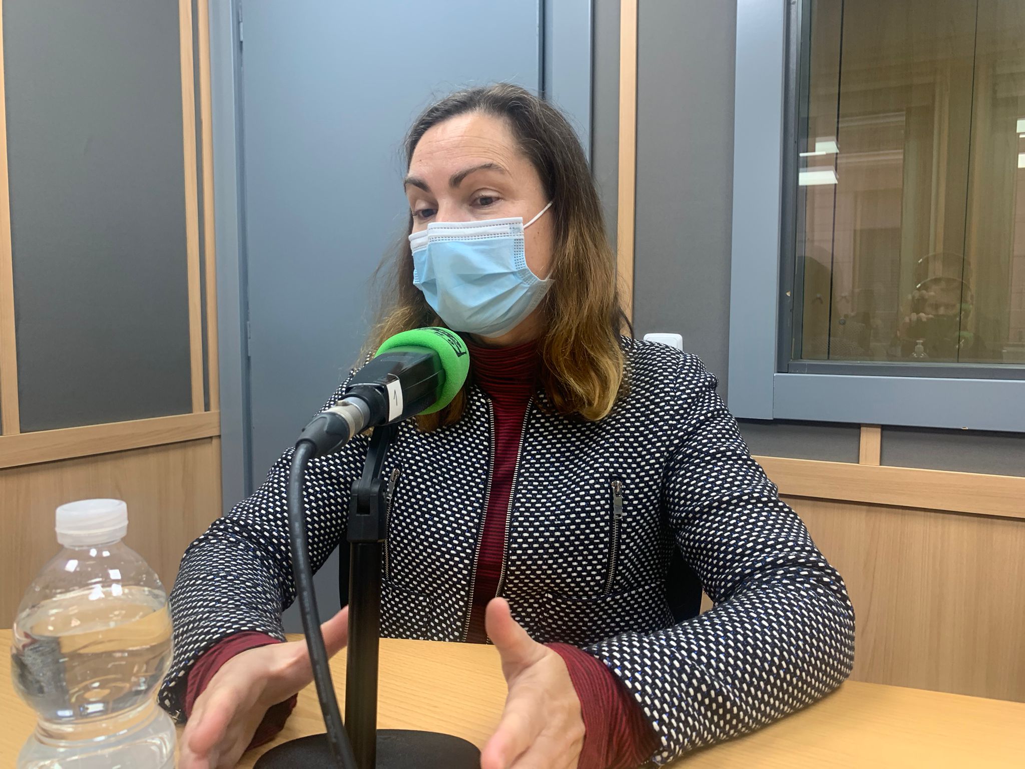 “La ciudad necesita ser vista con una lupa ‘micro’ y con otra ‘macro’: los barrios y sus necesidades y una visión metropolitana y más amplia” “La ciudad necesita ser vista con una lupa ‘micro’ y con otra ‘macro’: los barrios y sus necesidades y una visión metropolitana y más amplia”