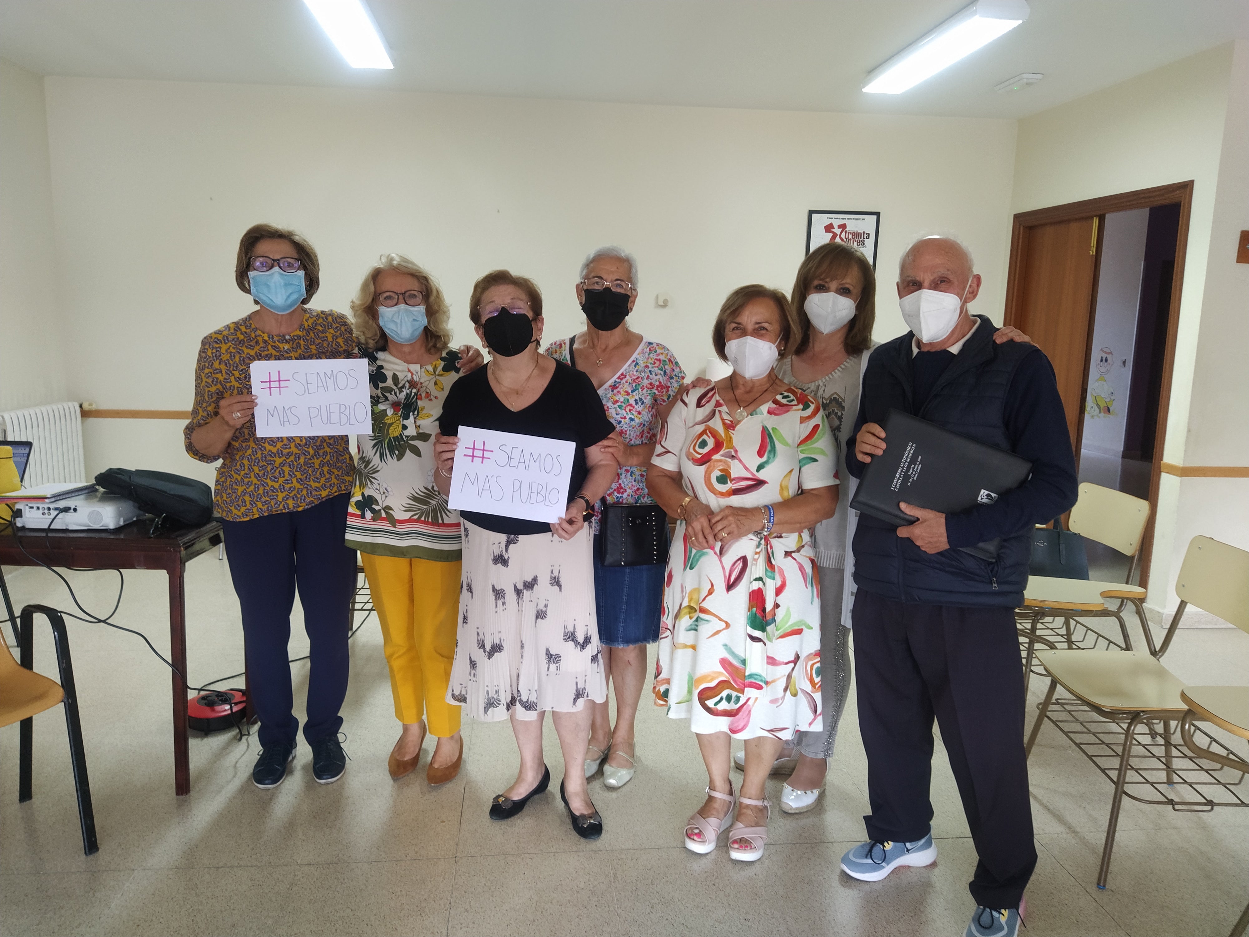 La labor de las Cáritas Parroquiales La labor de las Cáritas Parroquiales