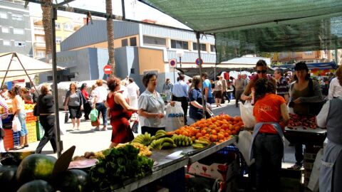 Imagen del mercadillo de Benalúa Imagen del mercadillo de Benalúa