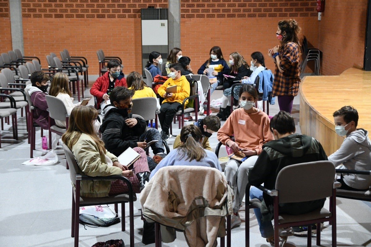 Albatera constituye por primera vez un Consejo de la Ciudad de las Niñas y los Niños Albatera constituye por primera vez un Consejo de la Ciudad de las Niñas y los Niños