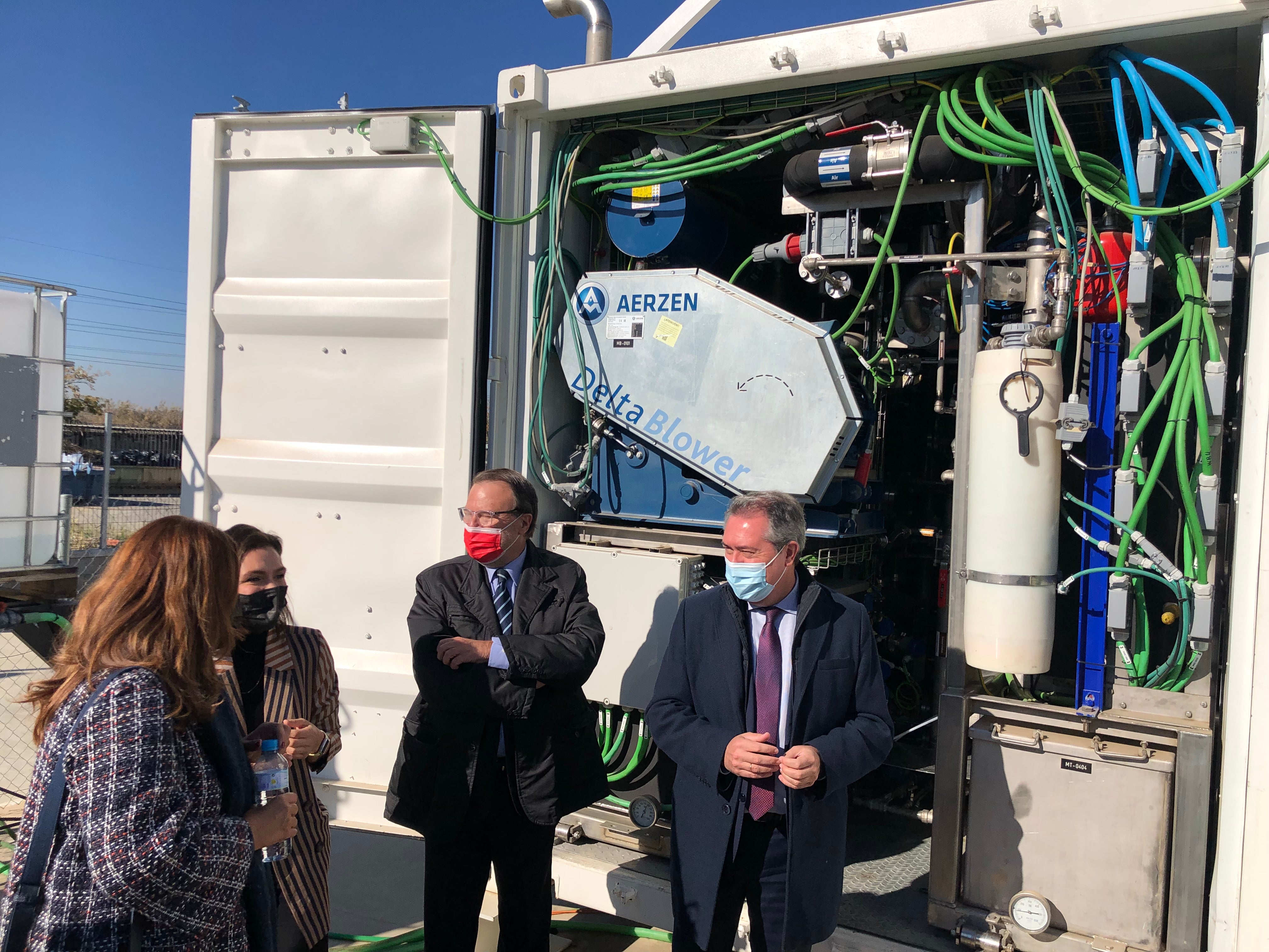 Abengoa Innovación presenta una planta piloto que produce energía a partir de hidrógeno Abengoa Innovación presenta una planta piloto que produce energía a partir de hidrógeno