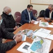 Se trata de la segunda reunión del director del Plan Vega Renhace, Antonio Alonso 