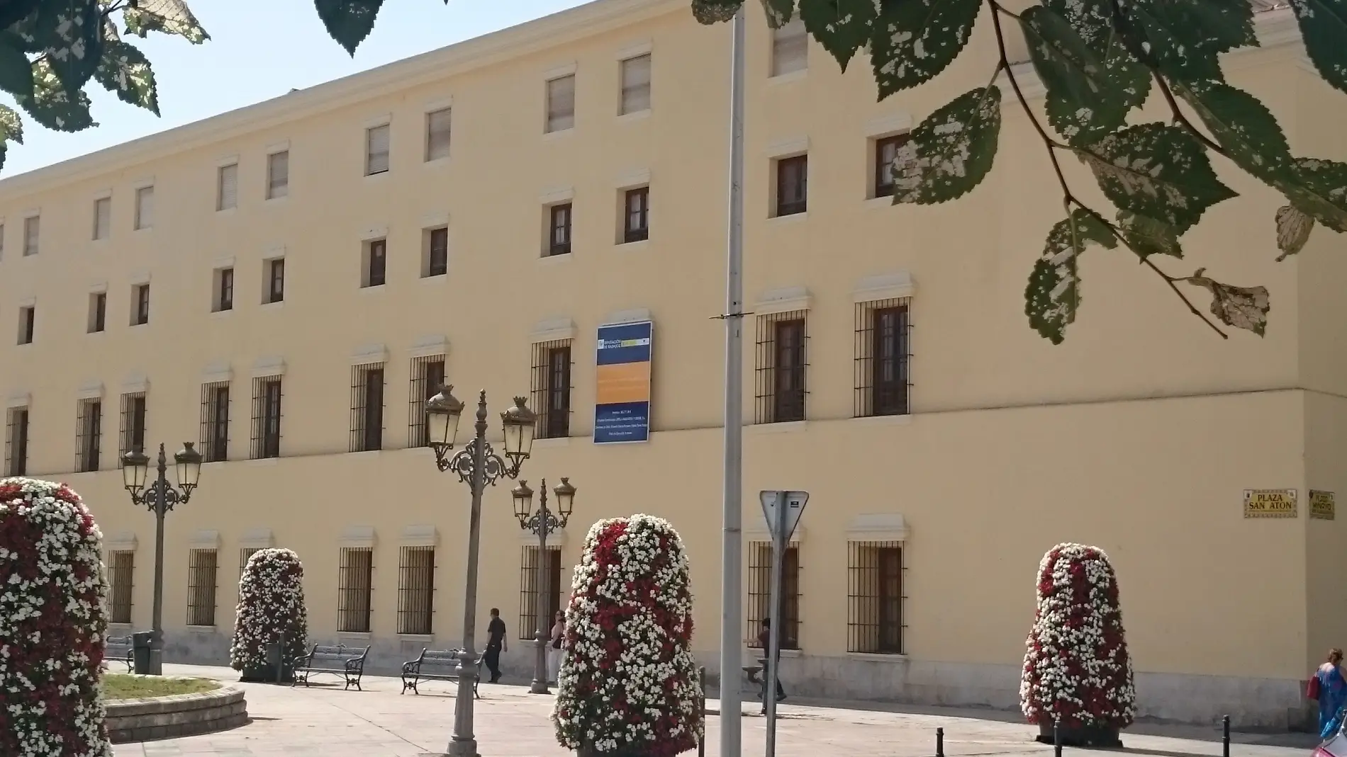 La diputación instalará tres 'food trucks' en el Hospital Provincial de Badajoz