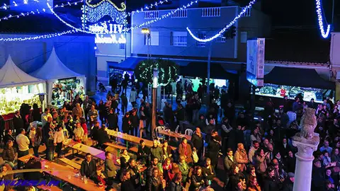 José Vte. Fernández, Alcalde, Daya Vieja se vuelca con su mercado de Navidad daya vieja