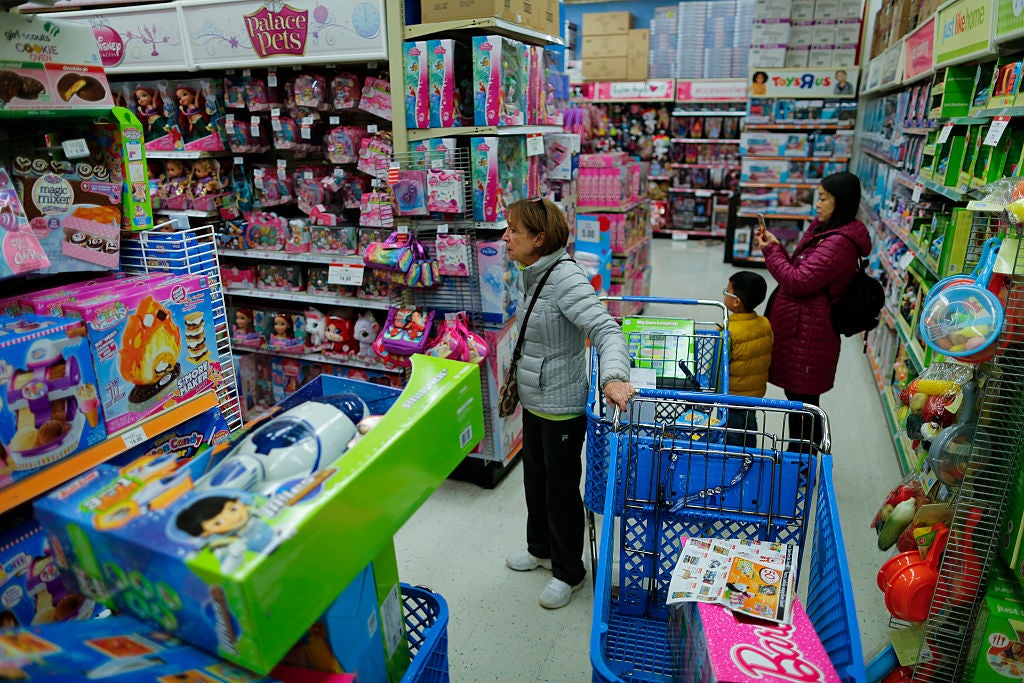 ¿Va a haber desabastecimiento de juguetes, libros y botellas de vino esta Navidad? ¿Va a haber desabastecimiento de juguetes, libros y botellas de vino esta Navidad?