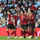 Los jugadores del Valencia celebrando un gol