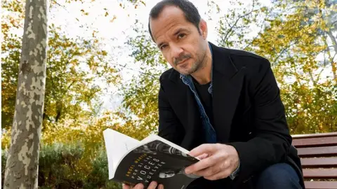 ÁNGEL MARTÍN ÁNGEL MARTÍN