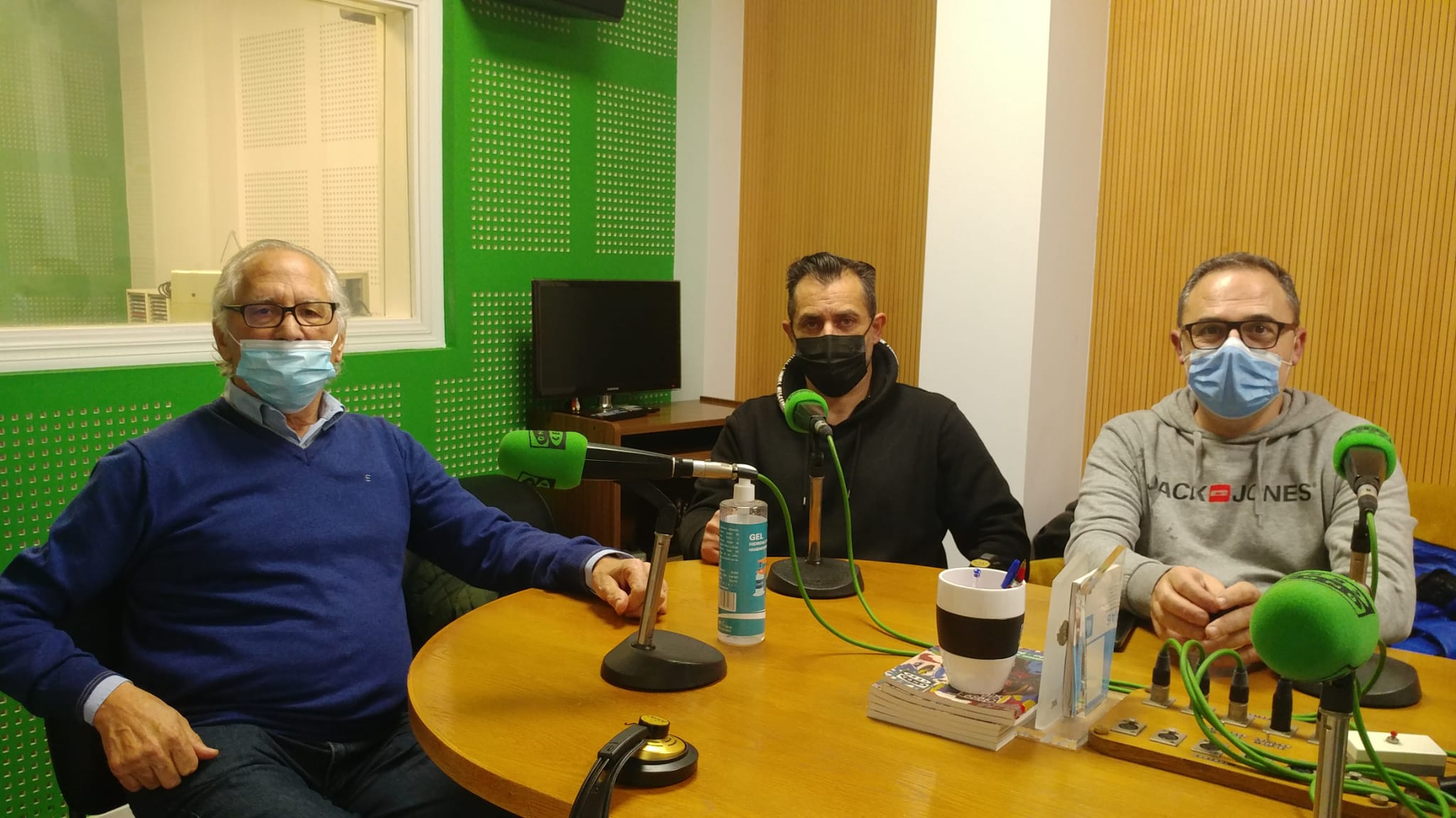 En Más de Uno Ourense tivemos unha entrevista de altos voos con David Prada e Luis Gutiérrez En Más de Uno Ourense tivemos unha entrevista de altos voos con David Prada e Luis Gutiérrez