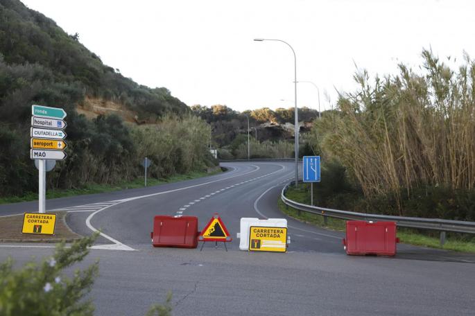 La Costa de Ronda de Maó acumula seis días cerrada al tráfico La Costa de Ronda de Maó acumula seis días cerrada al tráfico