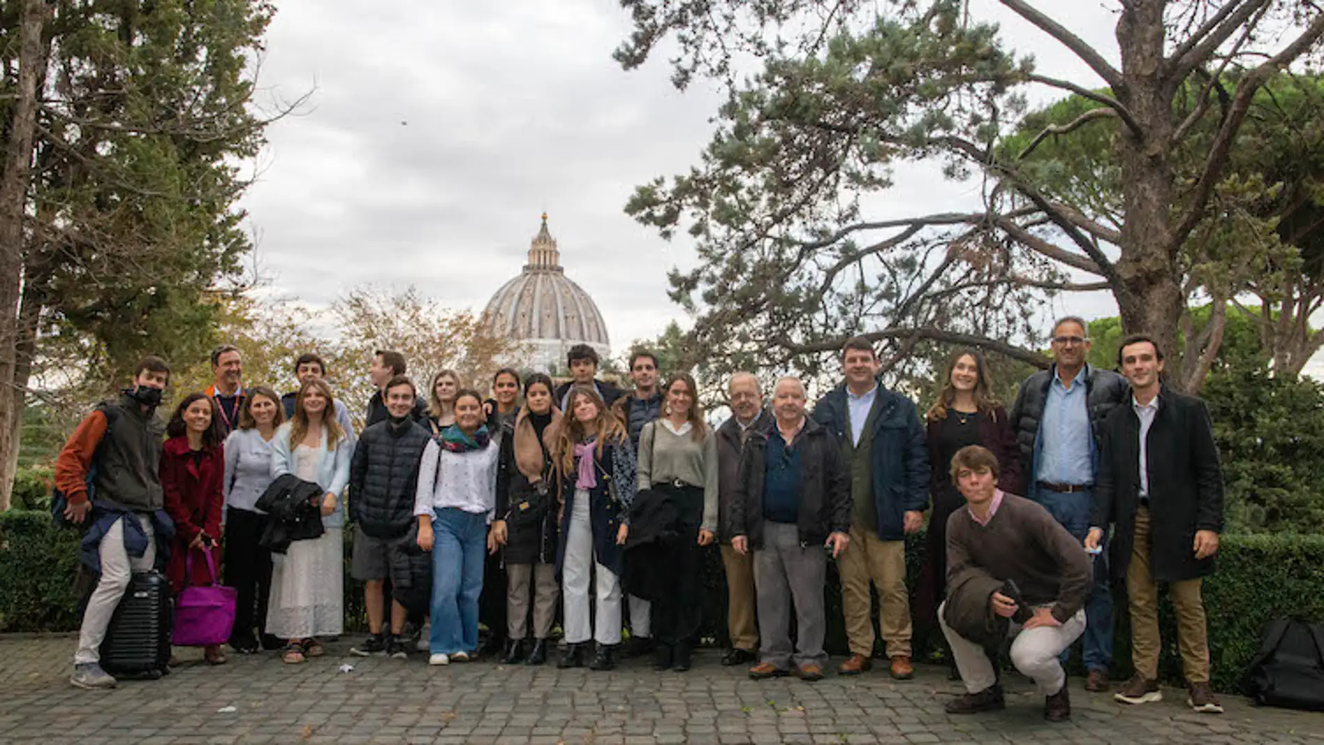 Alumnos de Loyola Andalucía en el Vaticano 