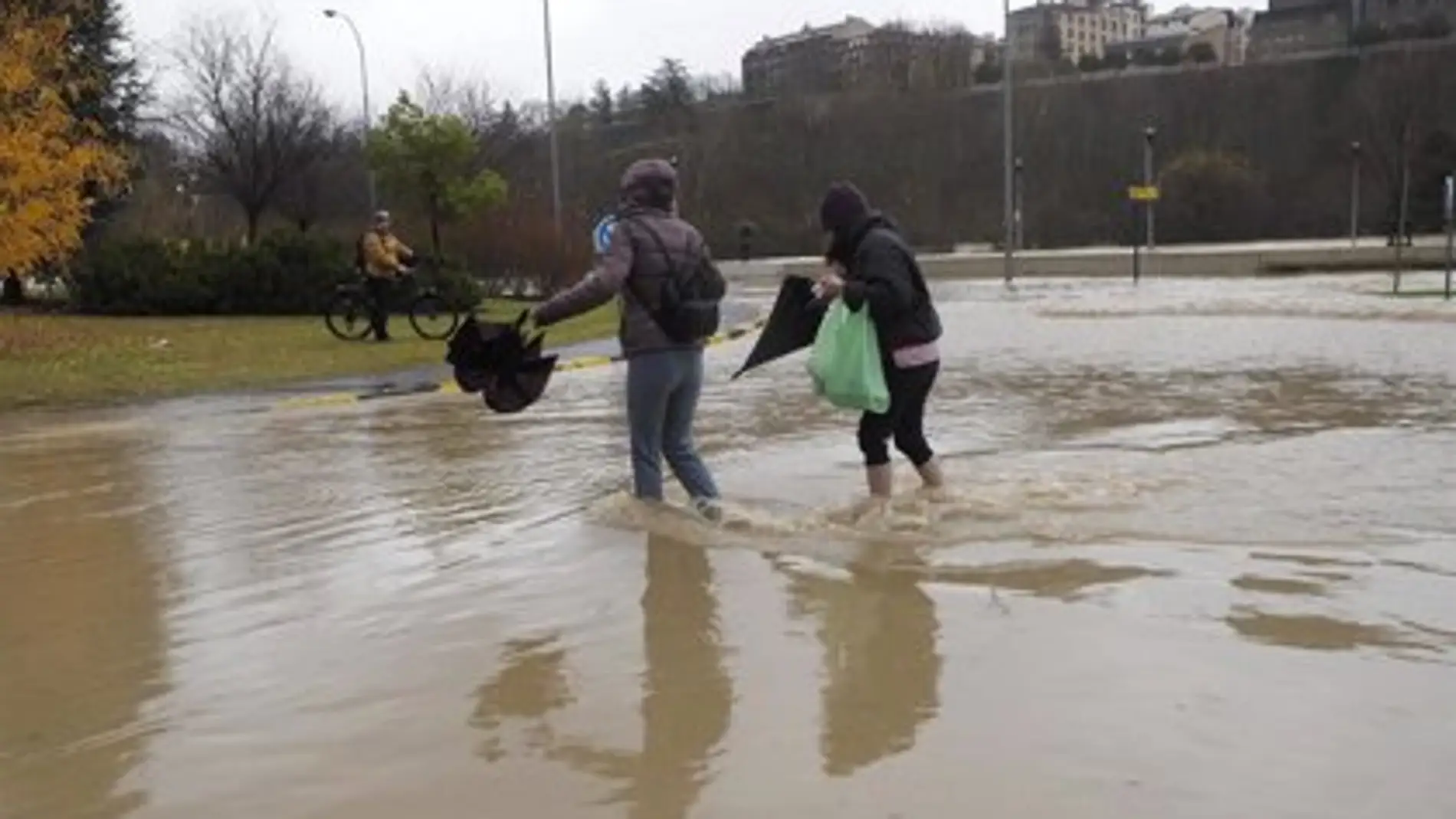 Las lluvias causan desbordamientos e inundaciones en Navarra