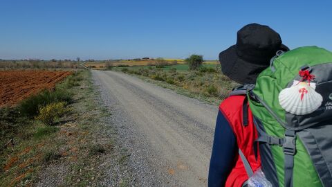 Peregrino haciendo el Camino de Santiago