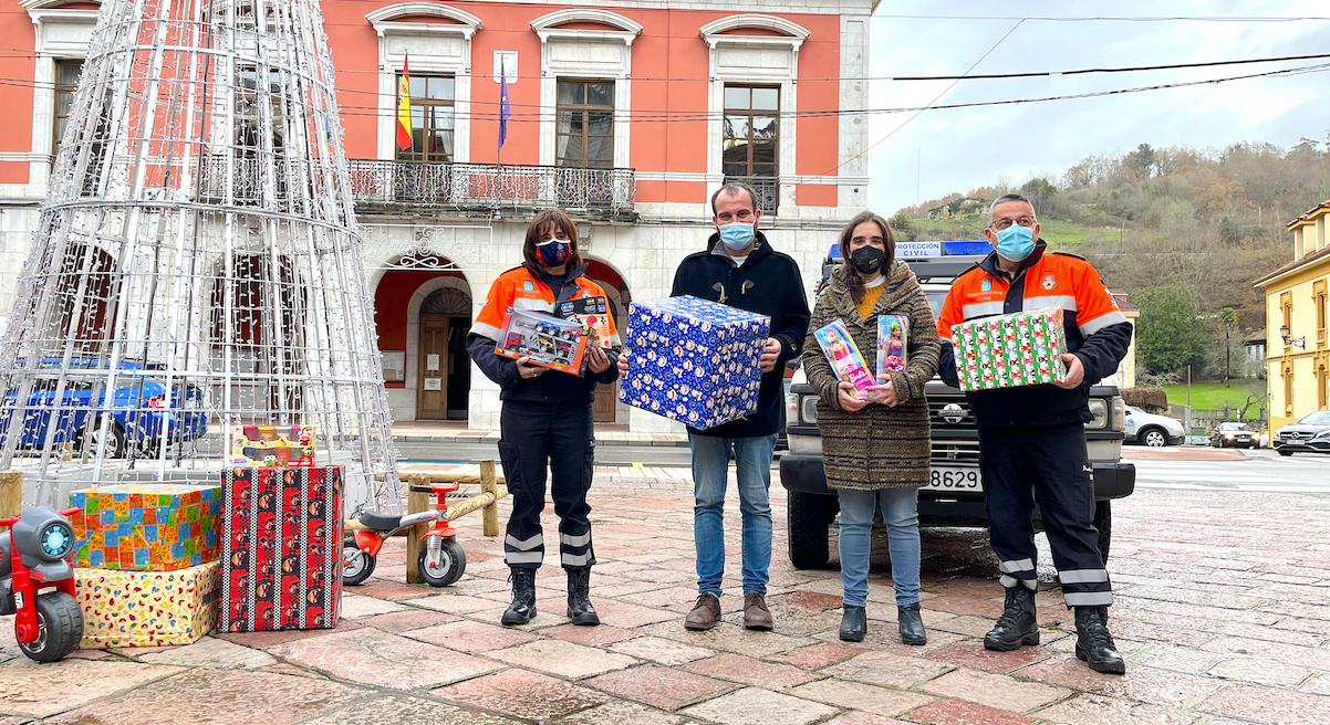 Esta mañana se ha presentado la nueva campaña de juguetes de Protección Civil de Piloña Esta mañana se ha presentado la nueva campaña de juguetes de Protección Civil de Piloña