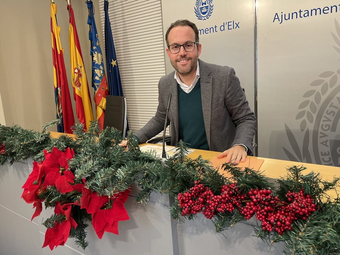 La Junta de Gobierno Local de Elche acuerda licitar la redacción del proyecto de ampliación del colegio de El Altet por 140.600 euros La Junta de Gobierno Local de Elche acuerda licitar la redacción del proyecto de ampliación del colegio de El Altet por 140.600 euros