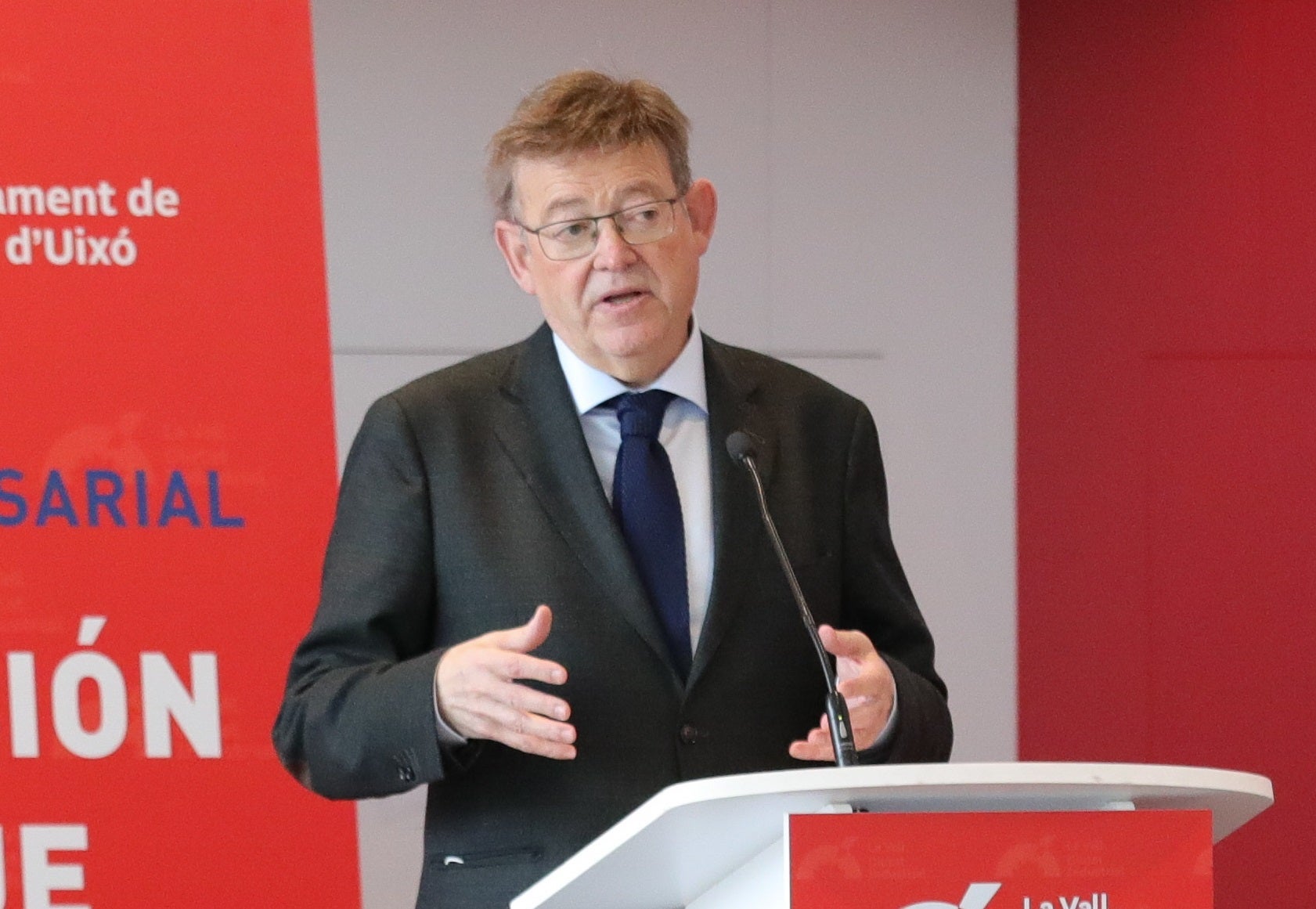 Ximo Puig anima a las familias a vacunar a sus hijos: "Es el antídoto más importante contra la pandemia" Ximo Puig anima a las familias a vacunar a sus hijos: "Es el antídoto más importante contra la pandemia"