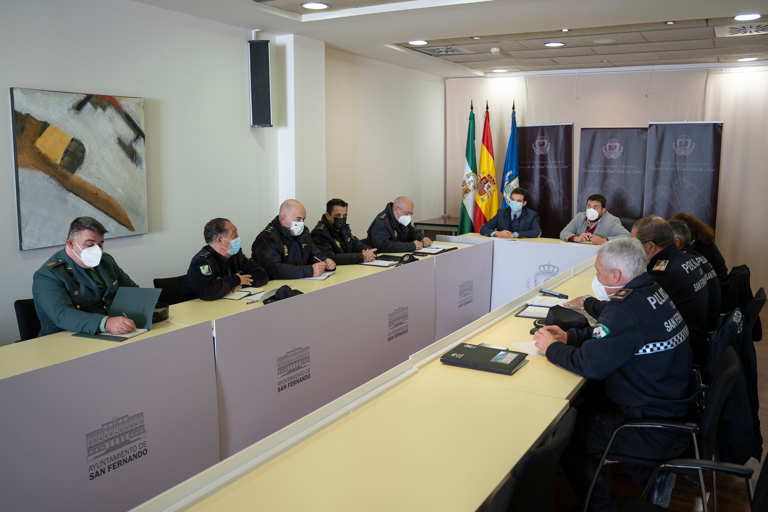 San Fernando coordina y refuerza la seguridad ciudadana por las fiestas navideñas San Fernando coordina y refuerza la seguridad ciudadana por las fiestas navideñas