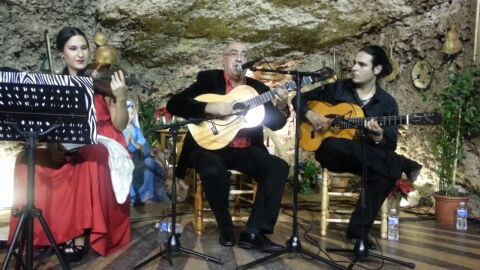 Ni&ntilde;o de las Cuevas