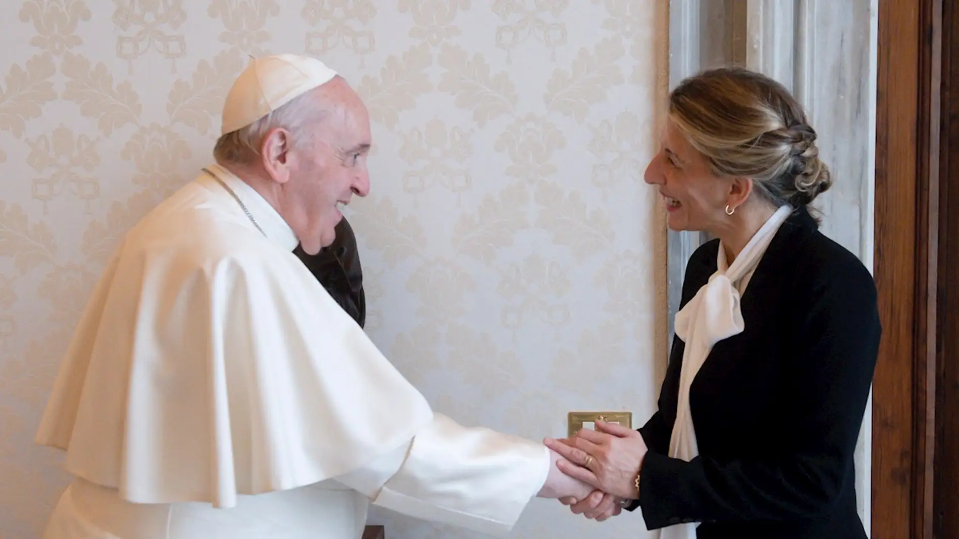 Yolanda Díaz se reúne con el Papa y hablan de la reforma laboral y la dignidad en el empleo