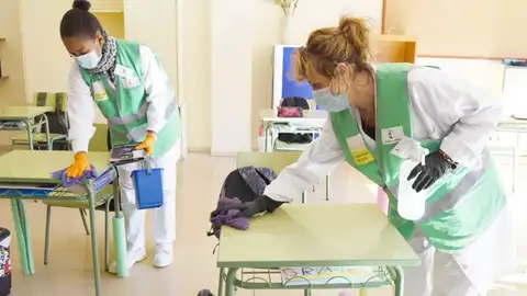 Refuerzos de limpieza programa "Colegio Seguro" Refuerzos de limpieza programa "Colegio Seguro"