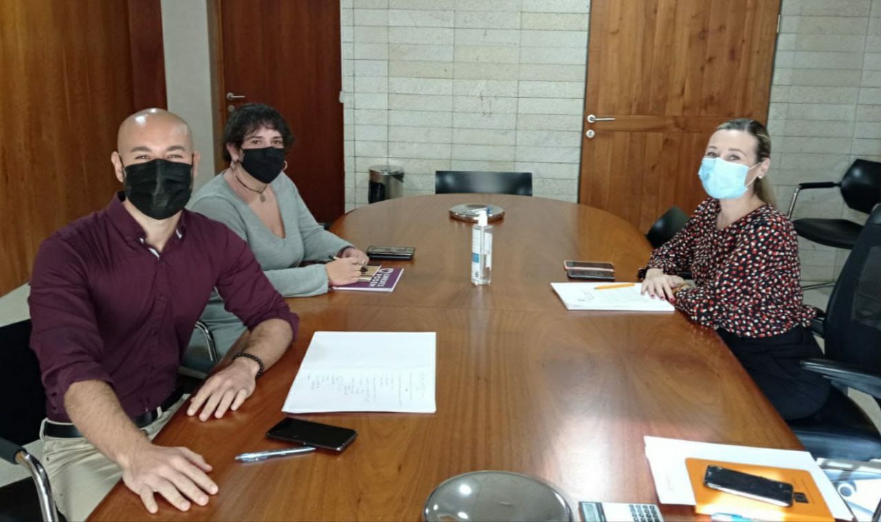 Unides Podem marca línea verdes y sociales en el primer encuentro sobre presupuestos con el gobierno de Barcala Unides Podem marca línea verdes y sociales en el primer encuentro sobre presupuestos con el gobierno de Barcala