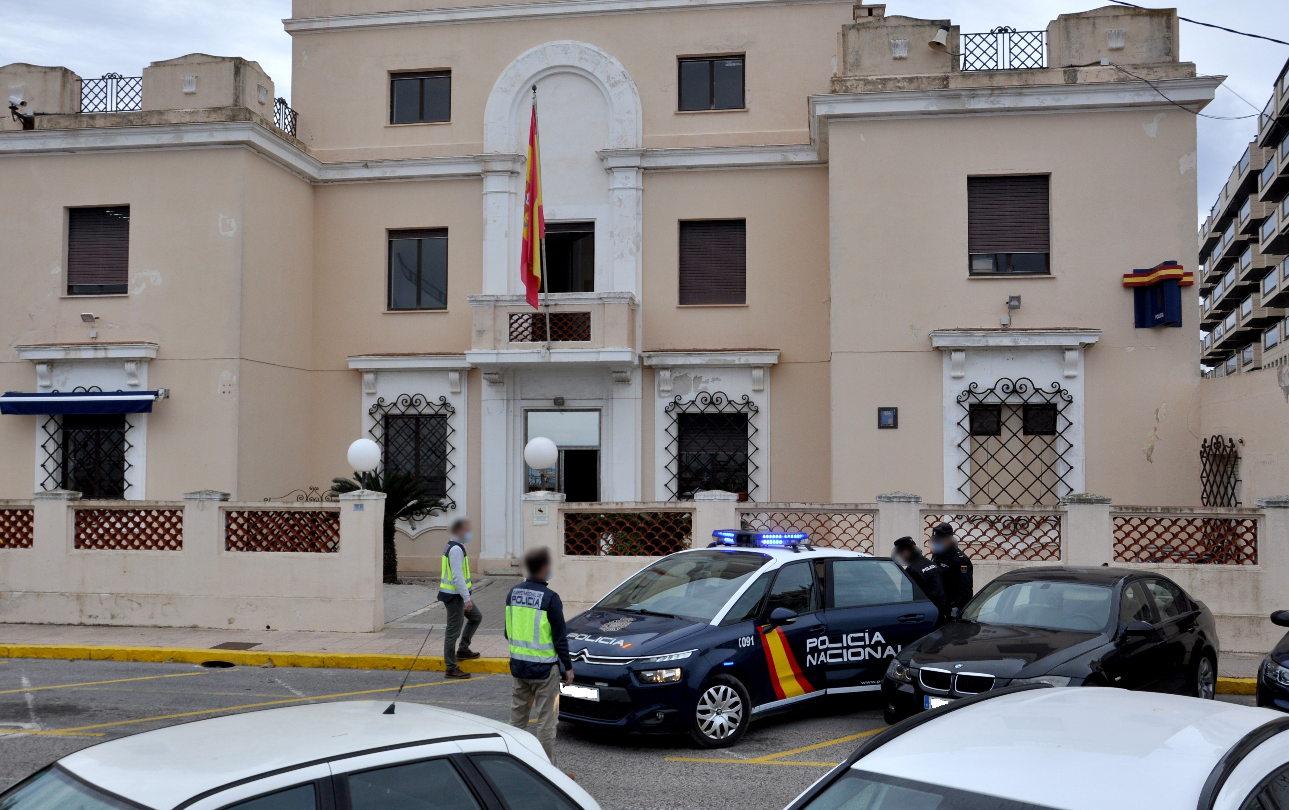 Detenidos 23 extranjeros por falsificar documentos en Benidorm, Denia o Alicante Detenidos 23 extranjeros por falsificar documentos en Benidorm, Denia o Alicante