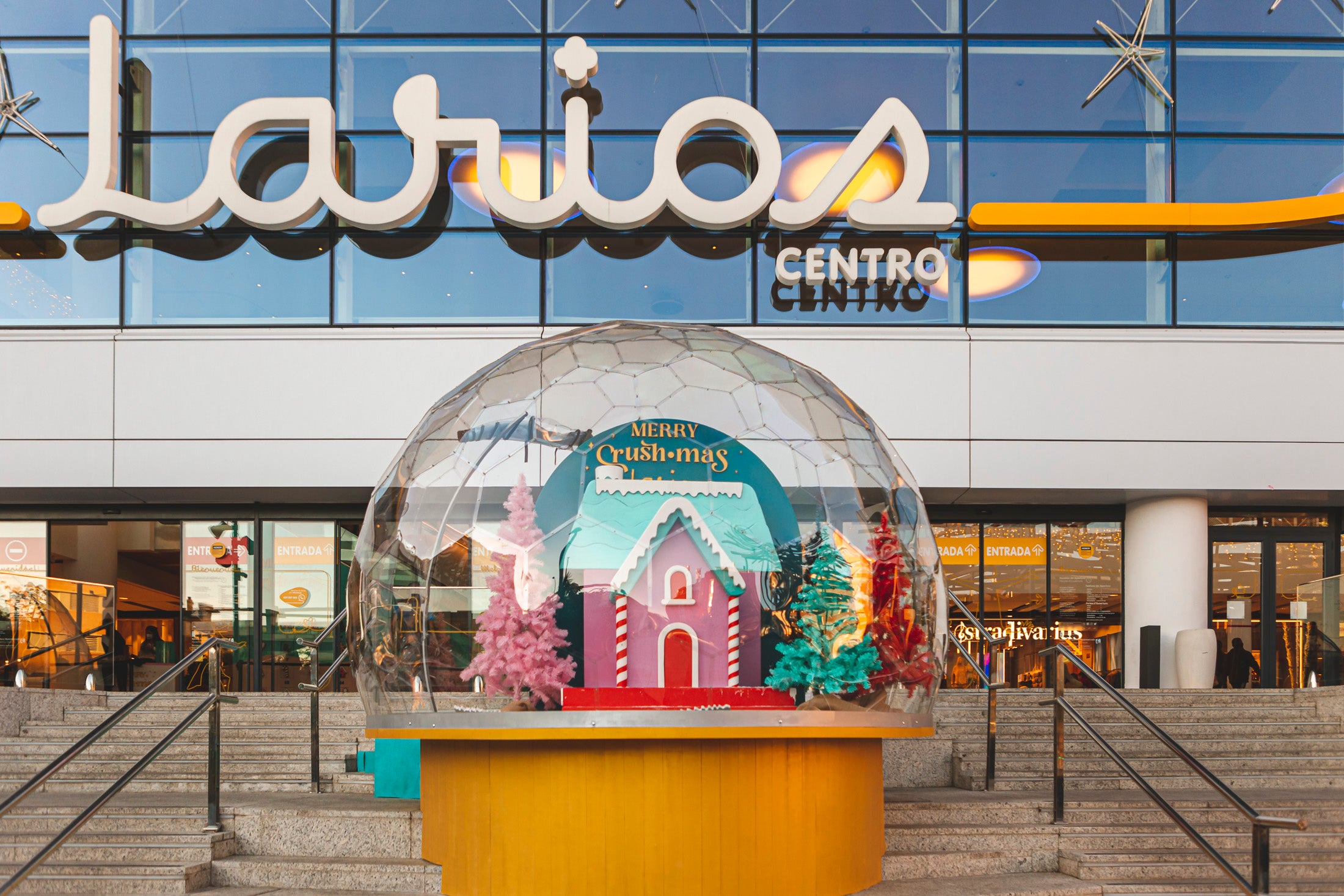 Larios Centro celebra la Navidad con actividades, premios y las visitas de Papá Noel y los Reyes Magos Larios Centro celebra la Navidad con actividades, premios y las visitas de Papá Noel y los Reyes Magos