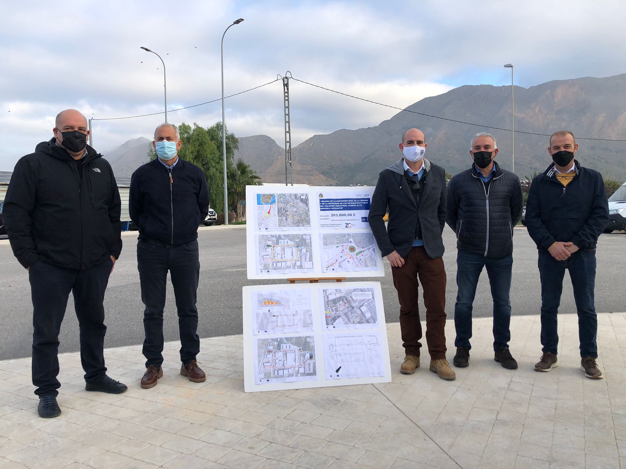 El Ayuntamiento de Orihuela inicia las obras de mejora del Polígono Industrial Puente Alto El Ayuntamiento de Orihuela inicia las obras de mejora del Polígono Industrial Puente Alto