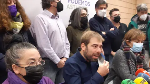 Ripa niega irregularidades y acusa a Castañón de política de "cloaca" Ripa niega irregularidades y acusa a Castañón de política de "cloaca"