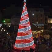 Árbol de Navidad ubicado en la Plaza Mayor