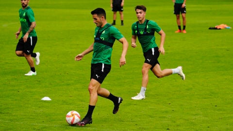 Isma L&oacute;pez, futbolista Racing de Santander