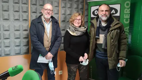 Participantes "De Vella a Bella" nos estudios de Onda Cero Pontevedra Más de Uno Pontevedra