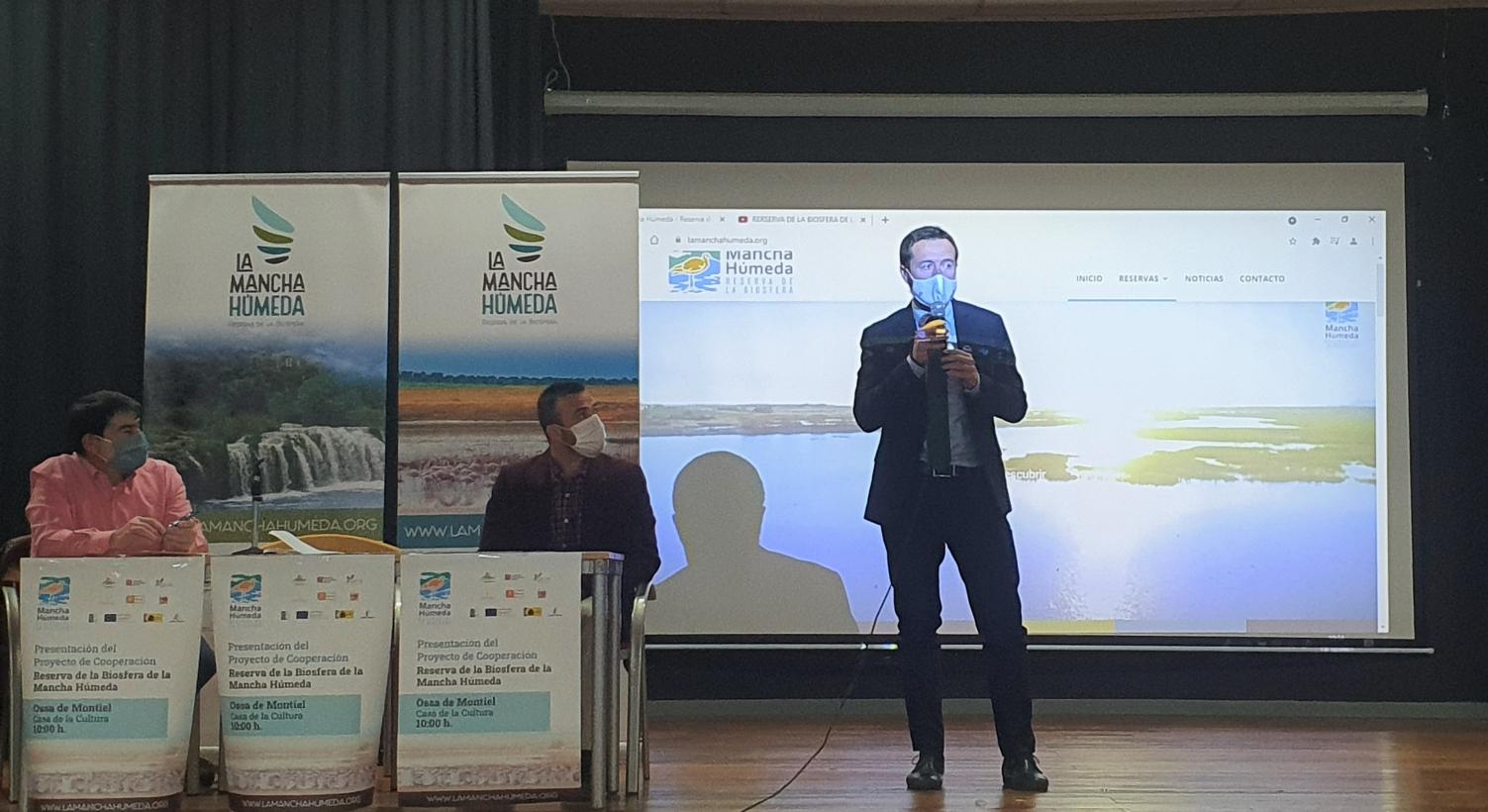 1,3 millones de euros irán dirigidos a mejoras en la Reserva de la Biosfera de la Mancha Húmeda en la provincia 1,3 millones de euros irán dirigidos a mejoras en la Reserva de la Biosfera de la Mancha Húmeda en la provincia
