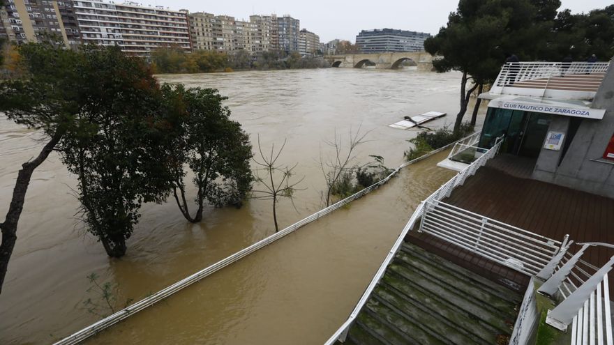 Alivio en la capital tras el paso de la punta Alivio en la capital tras el paso de la punta